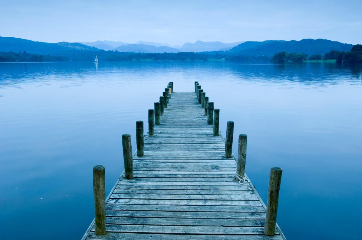 Low Wood Hotel jetty on Lake Windermere in the Lake District, Lake Windermere, Cumbria, England.